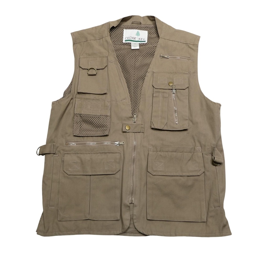 Cedar Key Vest Mens Medium Beige Cotton Mesh Fishing Travel Multi Pocket Utility